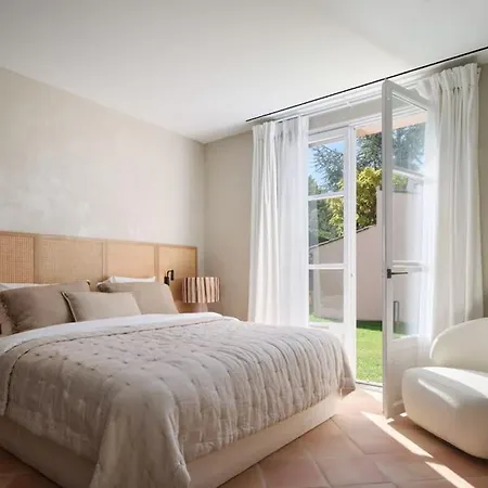 Вилла Cannes, Splendide Dans Un Domaine Prive